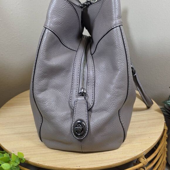 Coach Turn-Lock Edie Shoulder Bag and Wallet - Picture 6 of 16